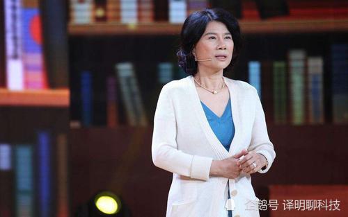 网红主播直播说明星黑料,揭秘网红主播直播中的明星黑料风波